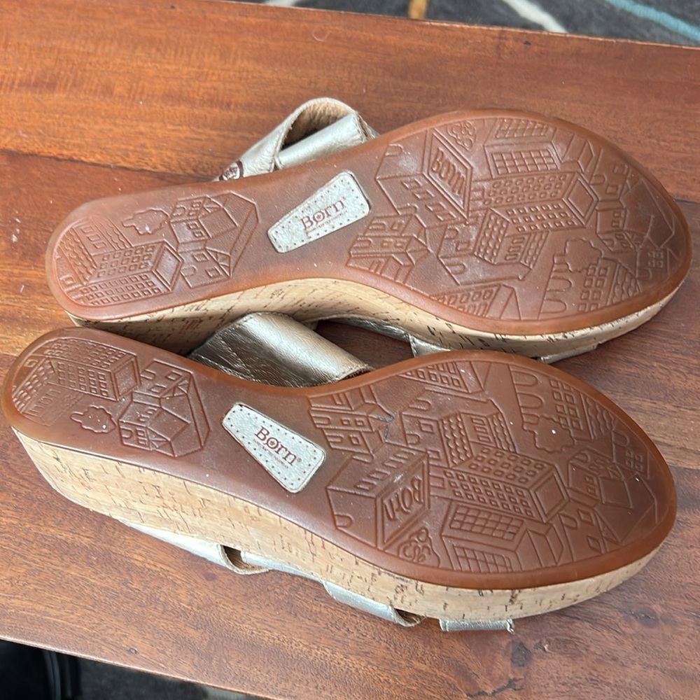 Born wedge slip on sandals. So very comfy and cute! - Picture 6 of 11